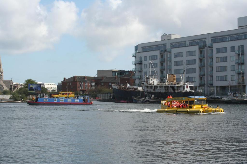 Dublin Barge Hire Exterior photo