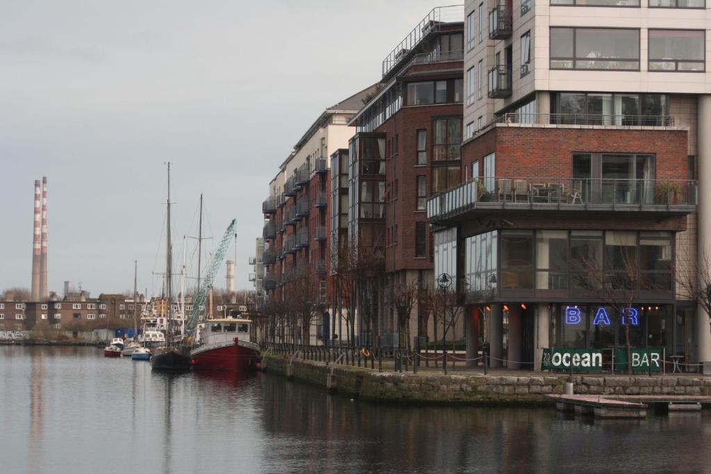 Dublin Barge Hire Exterior photo